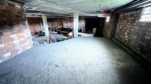Local comercial lóbrego cerca del centro de Bueu., imatge 4