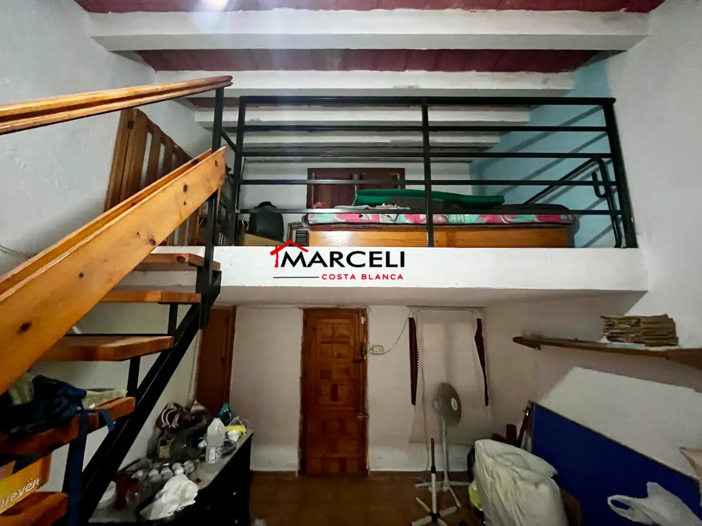 Dormitori de Casa o xalet en venda en Orihuela amb Jardí privat, Terrassa i Moblat