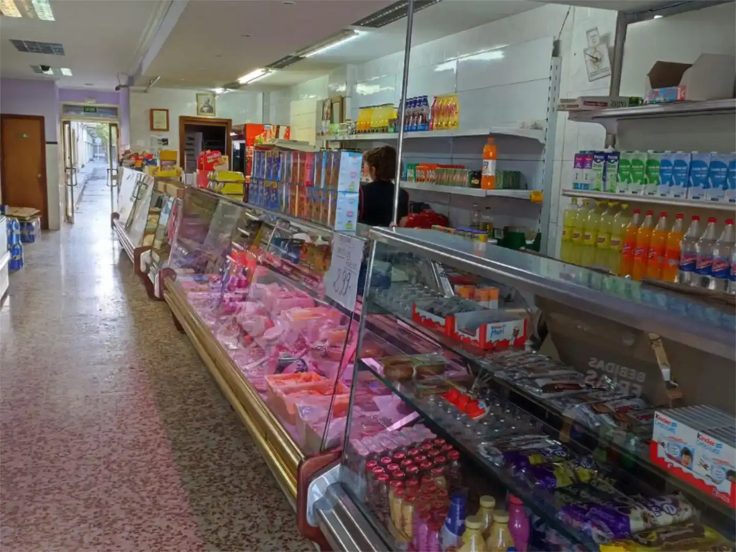 Local de lloguer en Este - Alcosa- Torreblanca