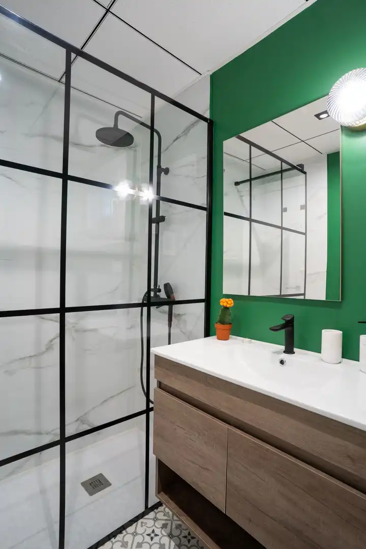 Bathroom of Flat for sale in Roquetas de Mar  with Air Conditioner, Terrace and Community pool