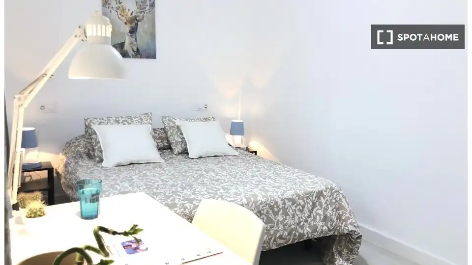 Room in Feria