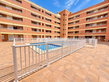 Wohnung mit Pool zum Verkauf in Calle Almoradí