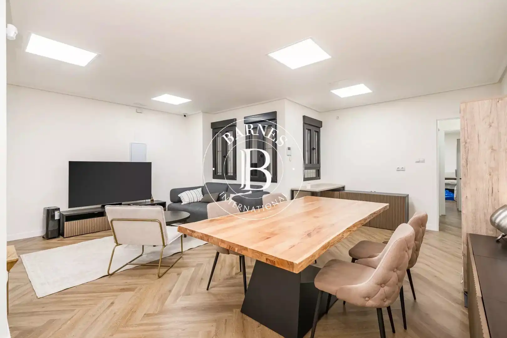 Flat for sale in Madrid  with Furnished