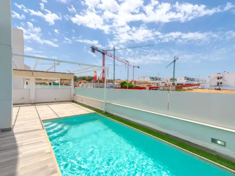 Detached house with terrace for sale in Los Balcones - Los Altos, imagen 2