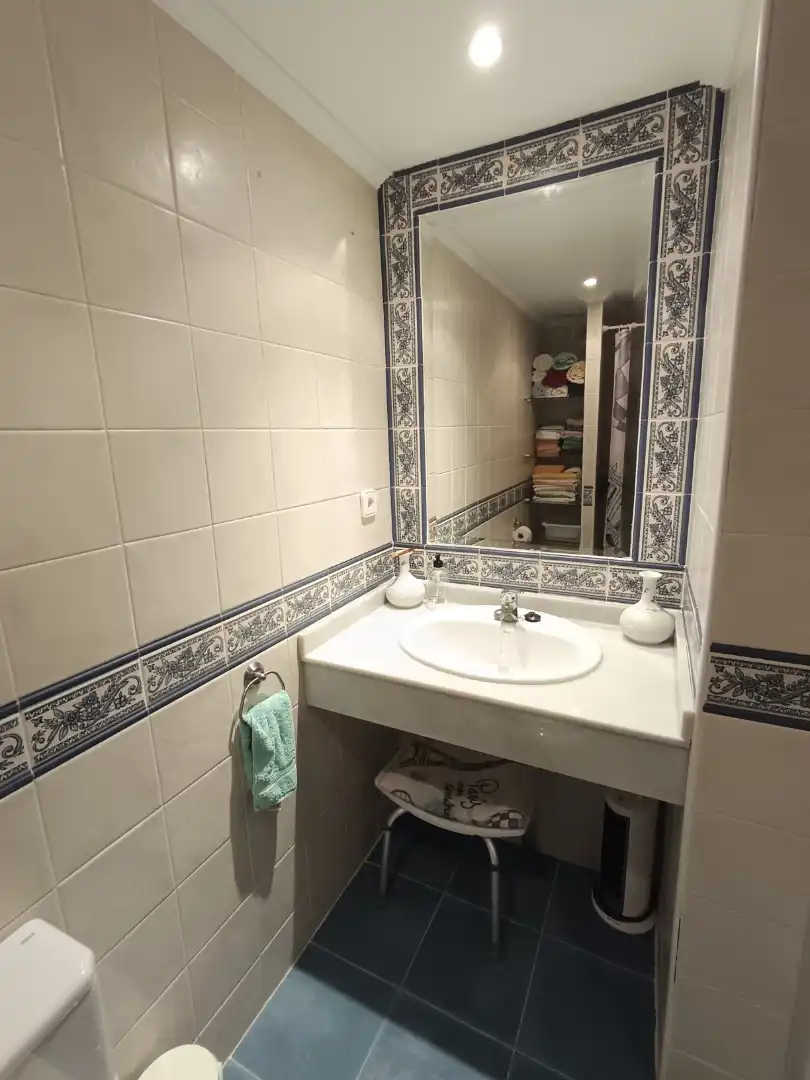 Baño de Piso en venta en Córdoba con Aire acondicionado, Trastero y Amueblado