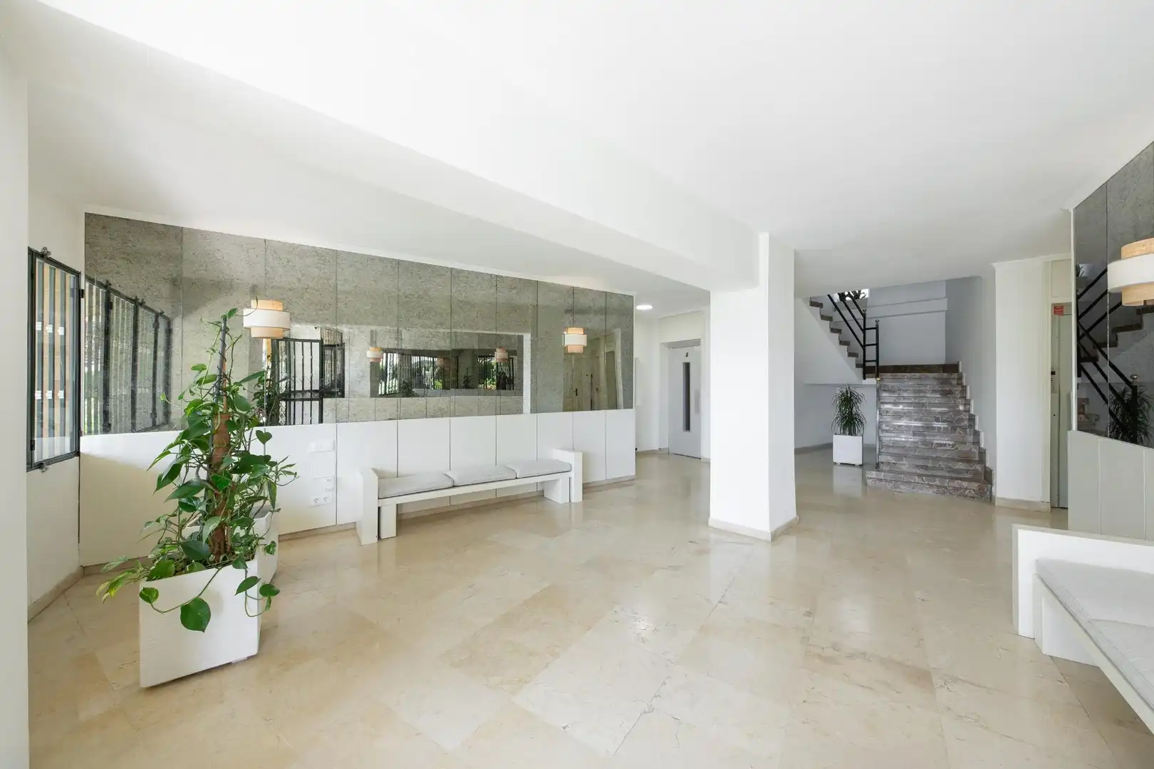 Flat for sale in  Palma de Mallorca  with Air Conditioner, Private garden and Terrace