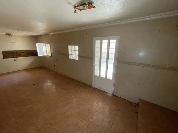 Casa adosada en venda a Calle QUEVEDO, 58, Yecla