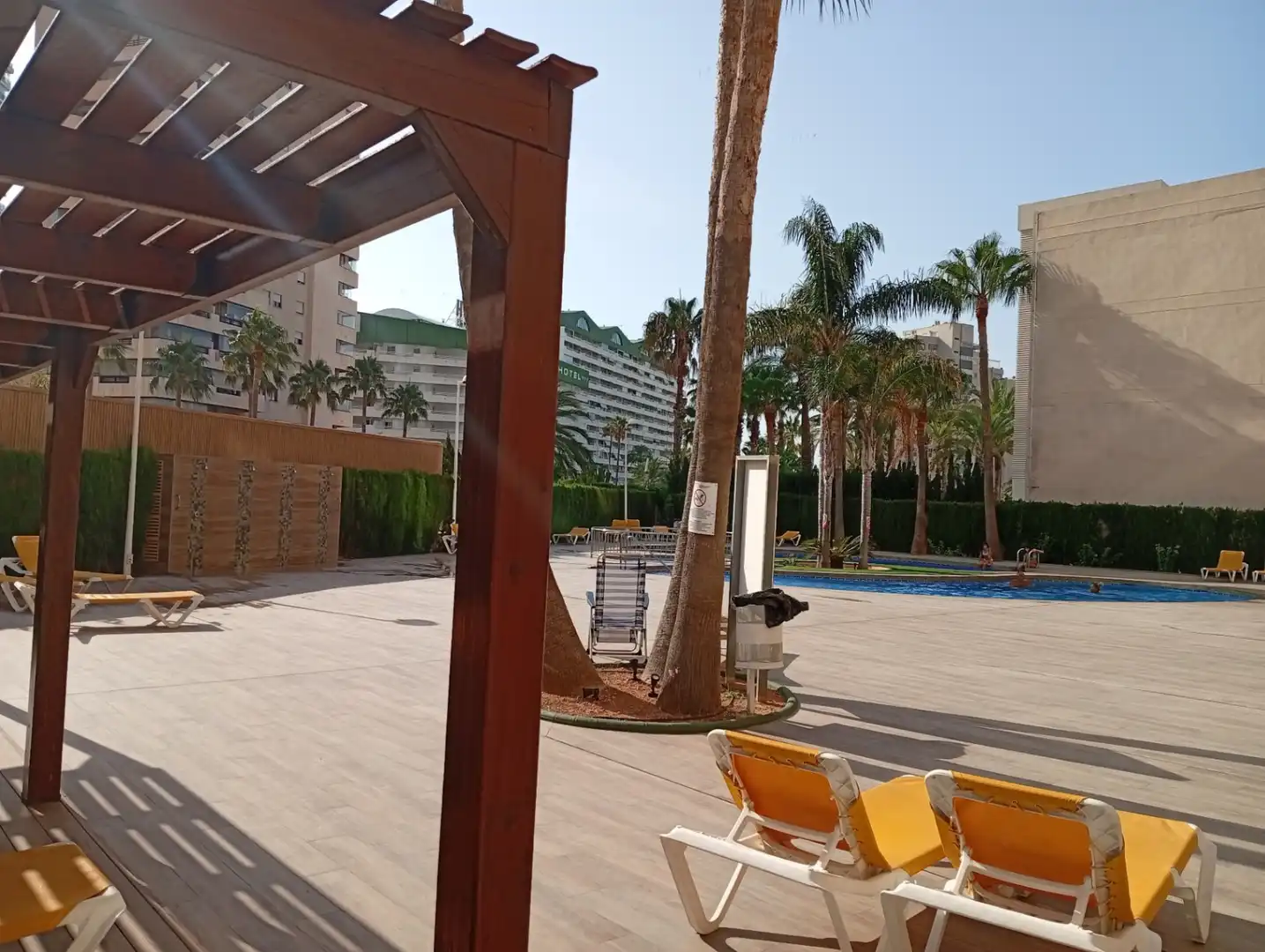 Terraza de Apartamento en venta en Calpe / Calp con Aire acondicionado, Calefacción y Jardín privado