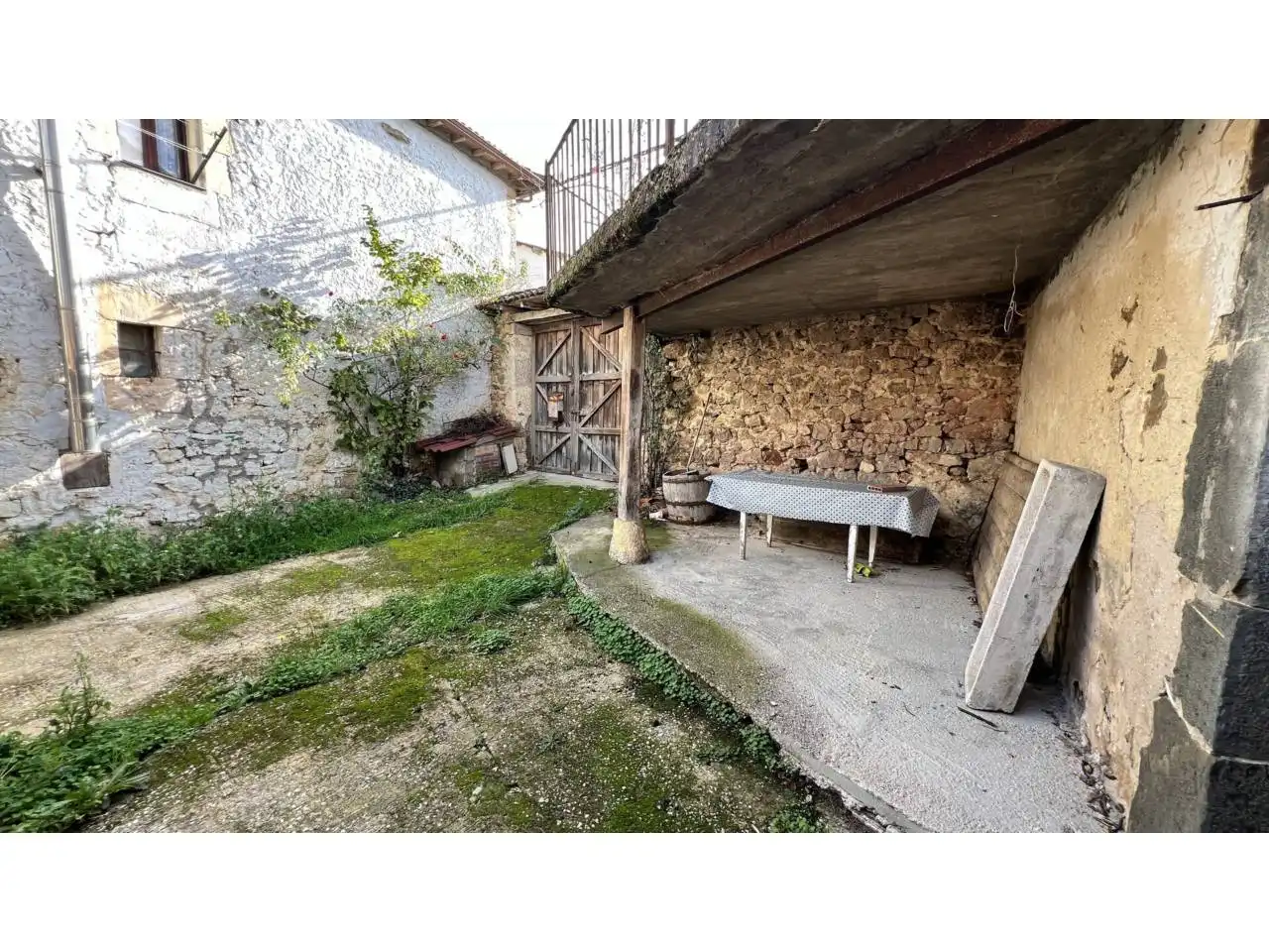 Jardí de Casa o xalet en venda en Merindad de Montija amb Calefacció, Jardí privat i Terrassa