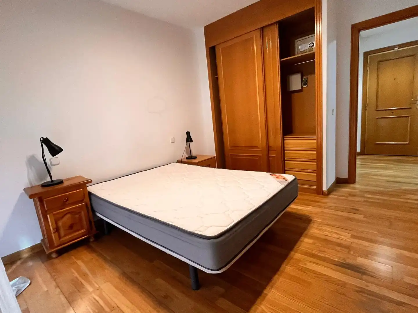 Habitación de Apartamento en venta en Villanueva de la Cañada con Aire acondicionado, Calefacción y Parquet