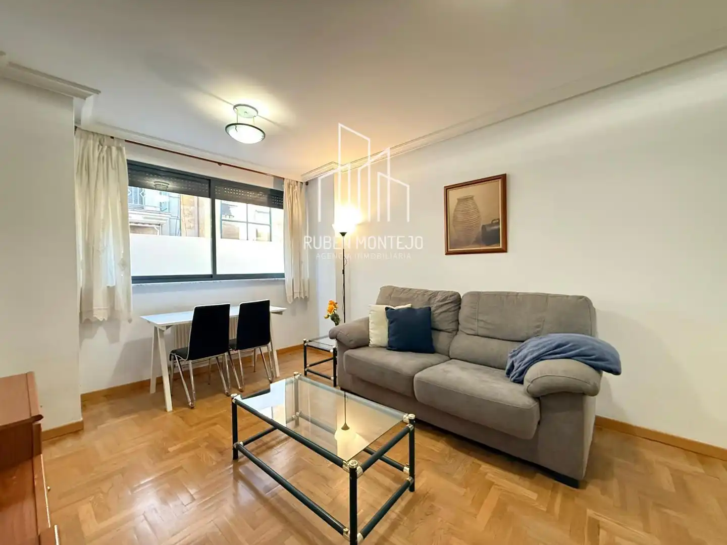 Vista exterior de Apartament de lloguer en Salamanca amb Calefacció, Terrassa i Moblat