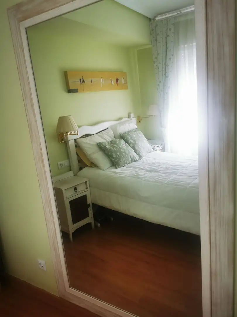 Bedroom of Flat for rent in Salamanca  with Heating, Parquet flooring and Furnished