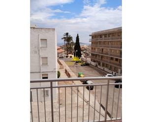 Vista exterior de Apartament de lloguer en Cartagena amb Calefacció, Terrassa i Moblat