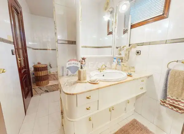 Bathroom of Houses for sale in Vigo   with Heating, Private garden and Storage room