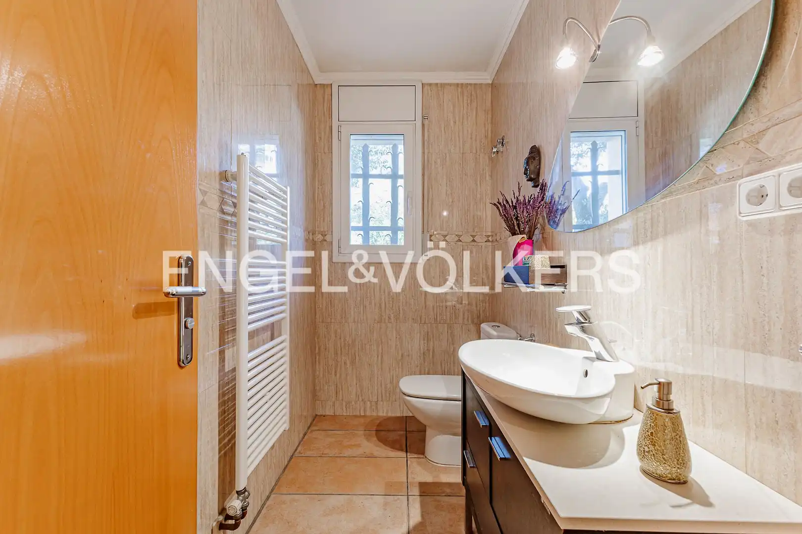 Bathroom of Houses for sale in Sant Cugat del Vallès  with Heating, Private garden and Storage room