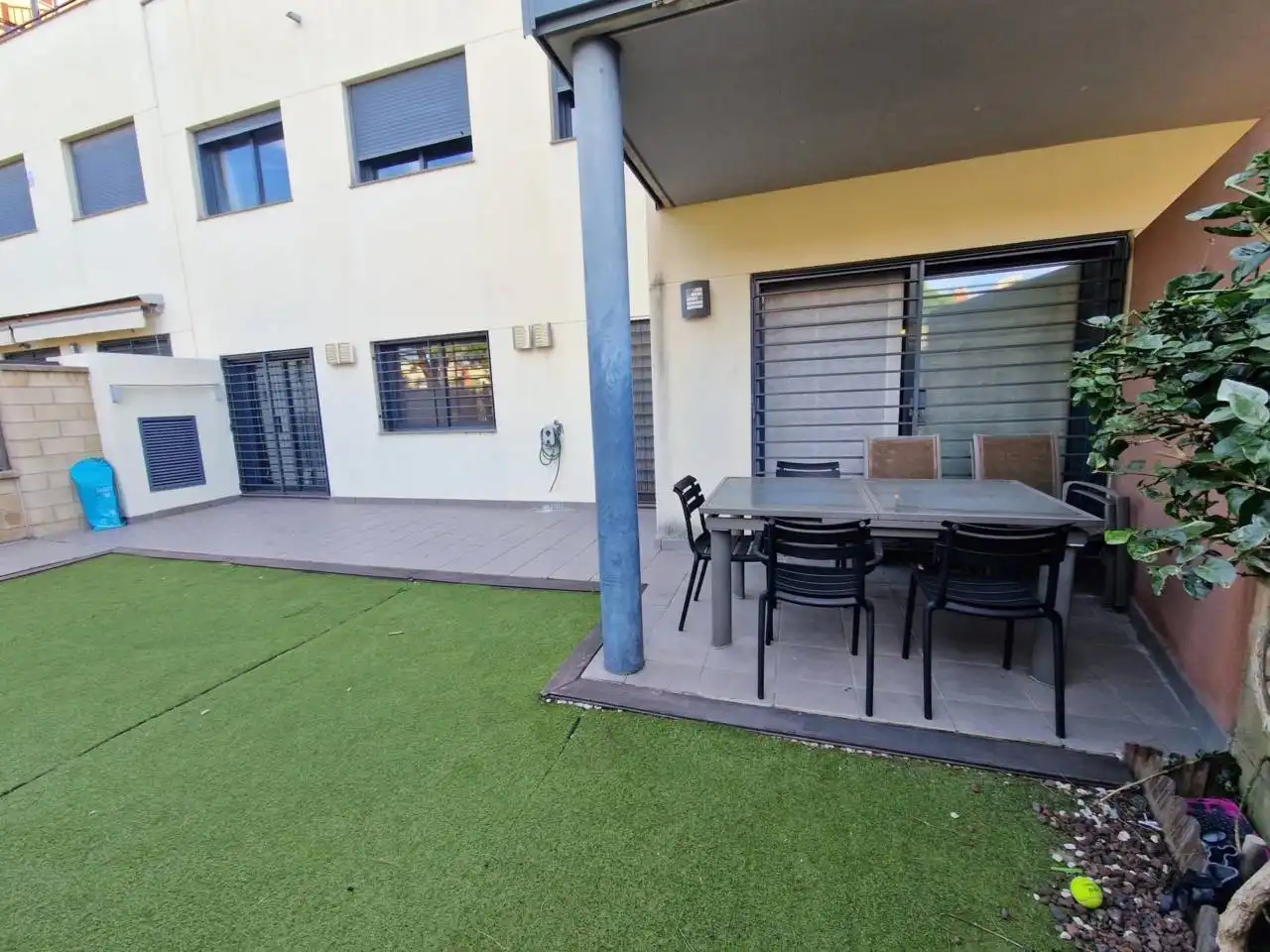 Terrassa de Pis de lloguer en Cubelles amb Aire condicionat, Calefacció i Jardí privat