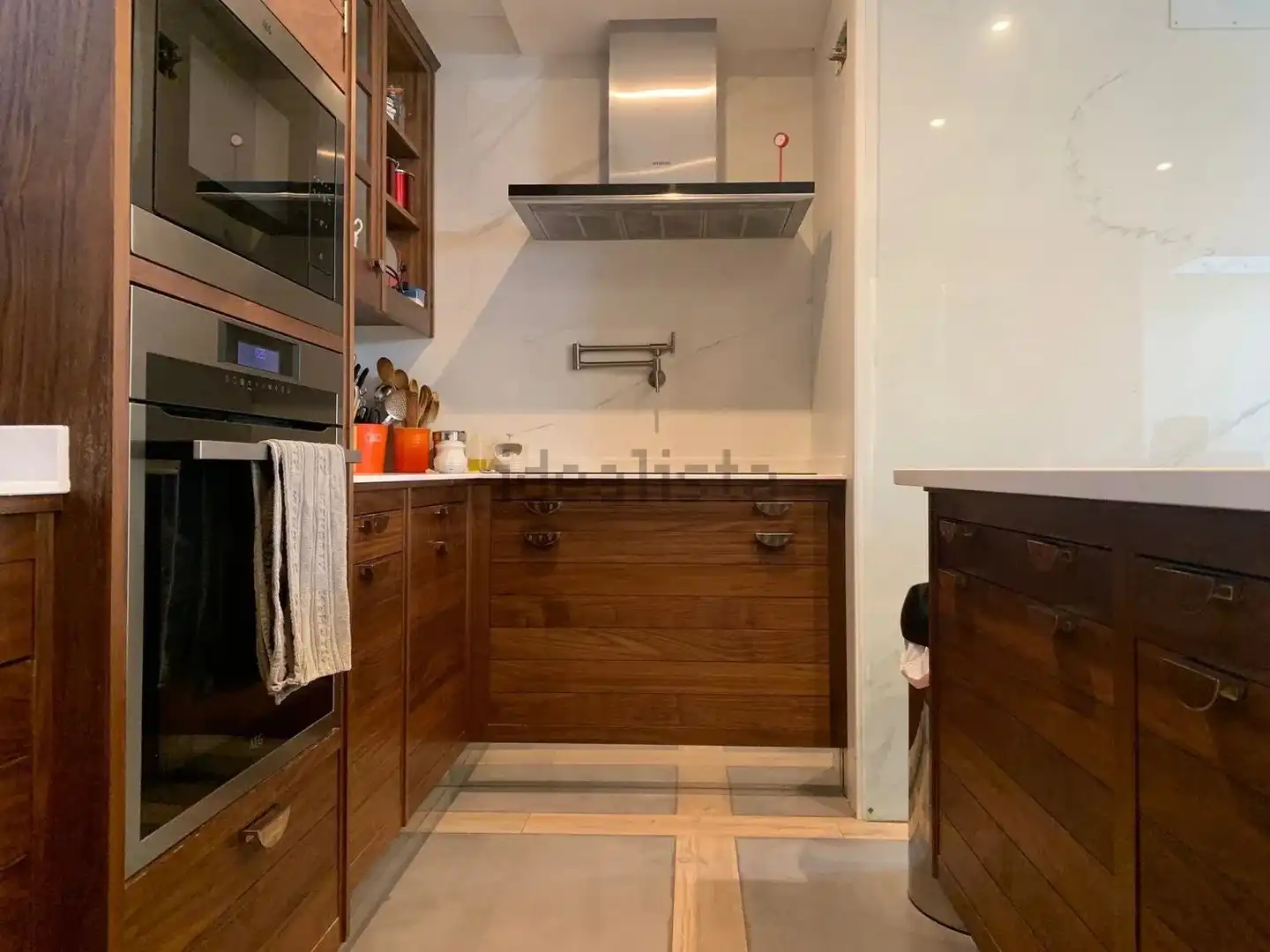Cuina de Casa o xalet de lloguer en Madrid amb Aire condicionat, Calefacció i Jardí privat