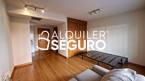 Foto 3 de Estudio de alquiler en De la Sierra Llerena, Delicias, Madrid Capital