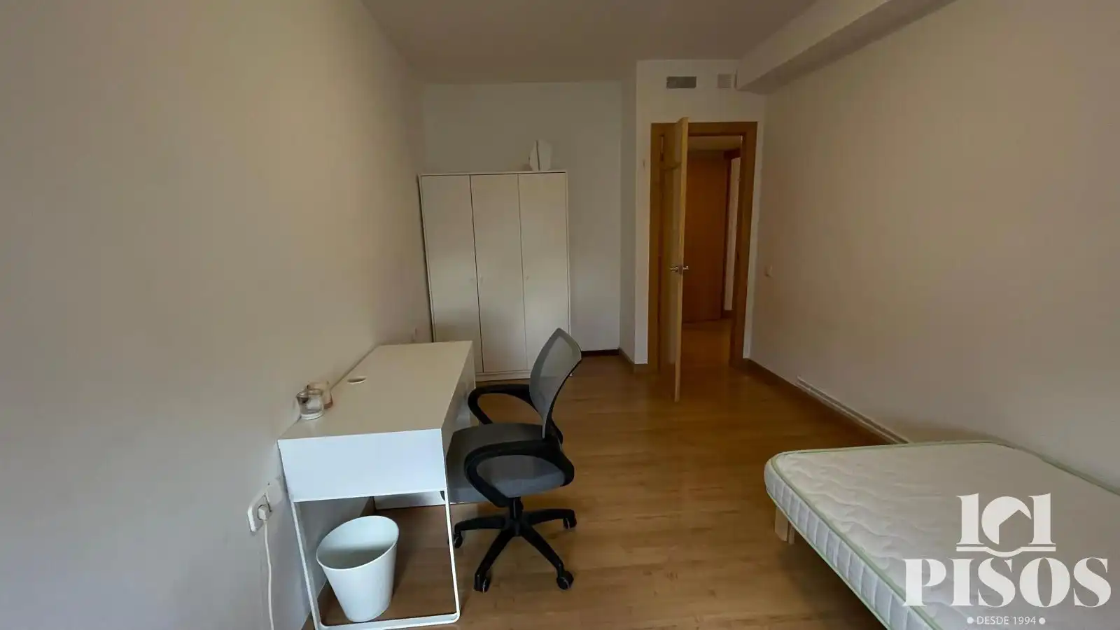 Habitación de Piso de alquiler en Sant Cugat del Vallès con Calefacción, Parquet y Terraza