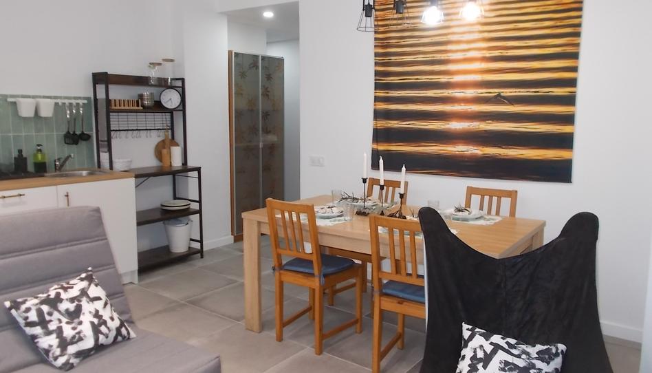 Foto 1 de Estudio de alquiler en Carrer de Londres, Llefià, Barcelona