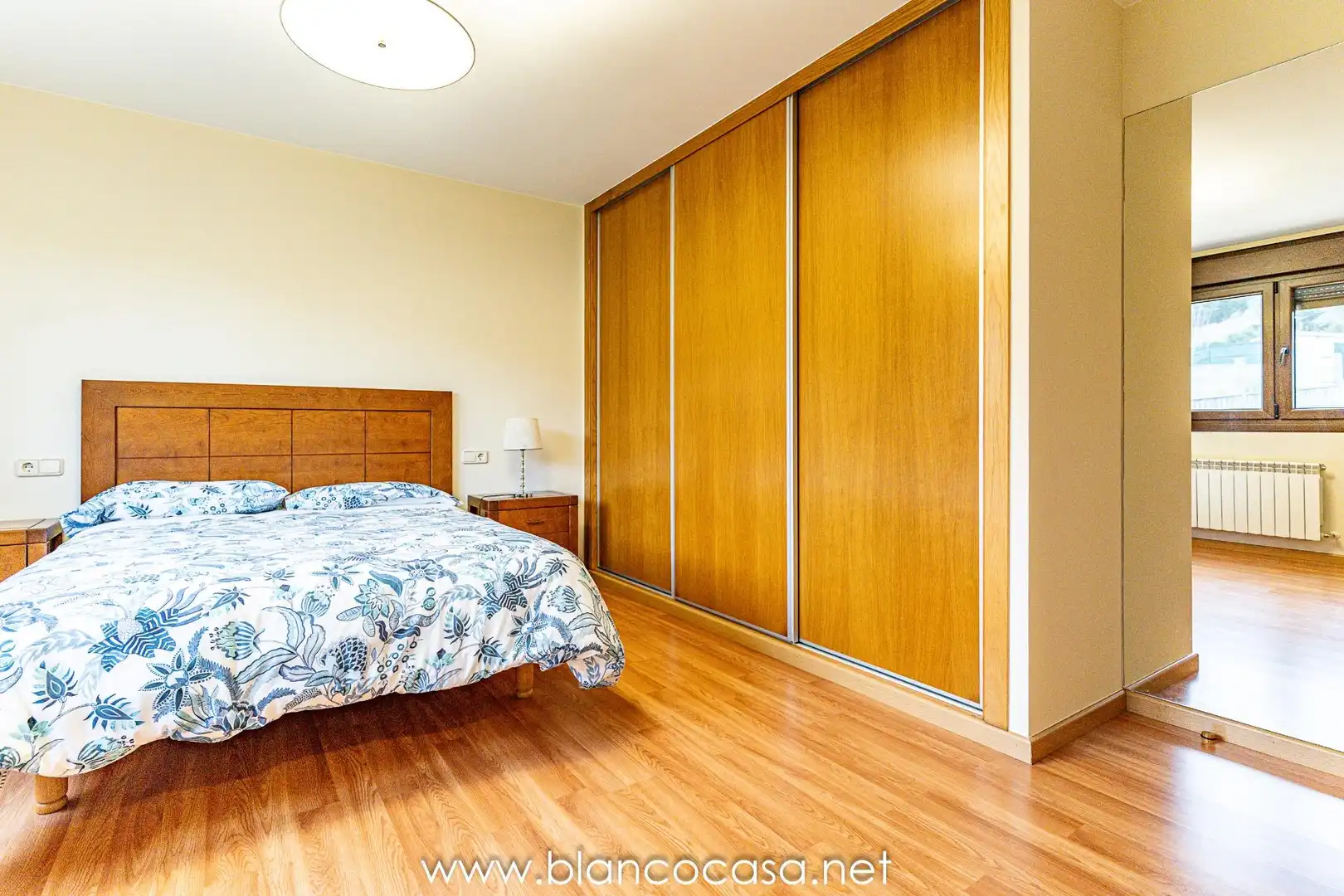 Habitación de Casa o chalet en venta en Carballo con Calefacción, Trastero y Amueblado