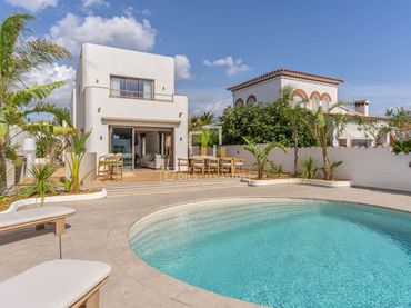 Villa con balcone in vendita a Segre - Ebre - Ter