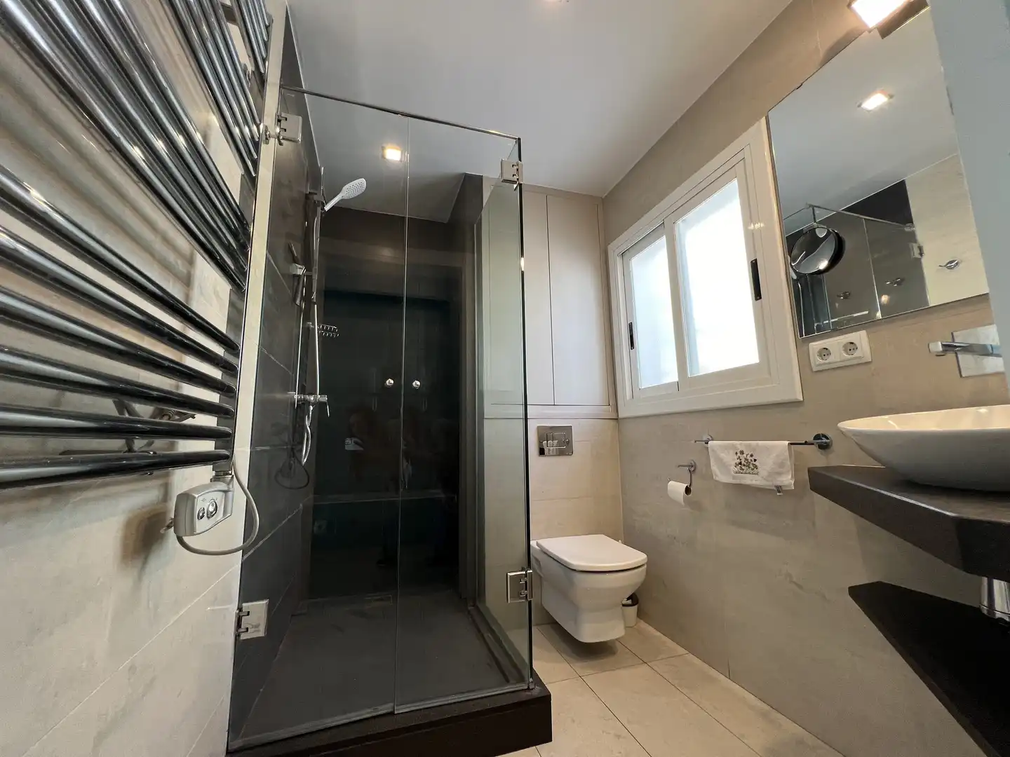 Apartments for rent in Passeig Marítim del President Josep Irla, Puntabrava - Port Salvi