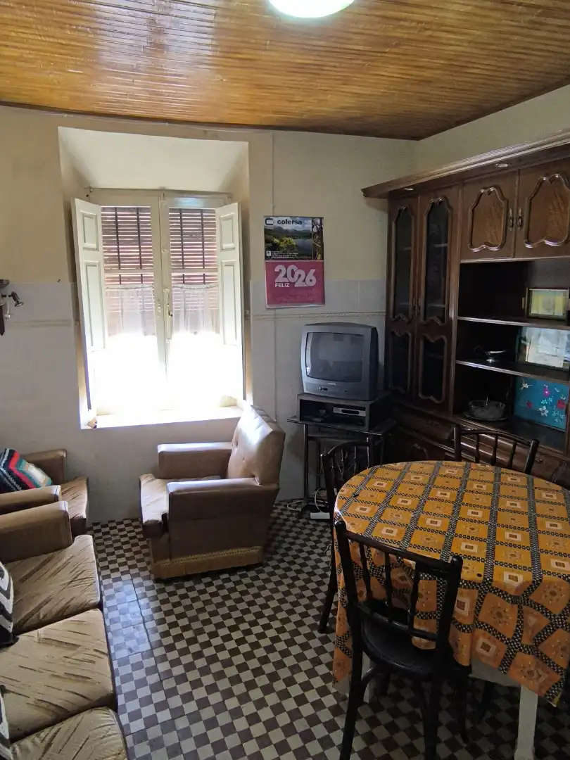 Sala de estar de Casa o chalet en venta en Mazuecos de Valdeginate con Jardín privado, Trastero y Amueblado