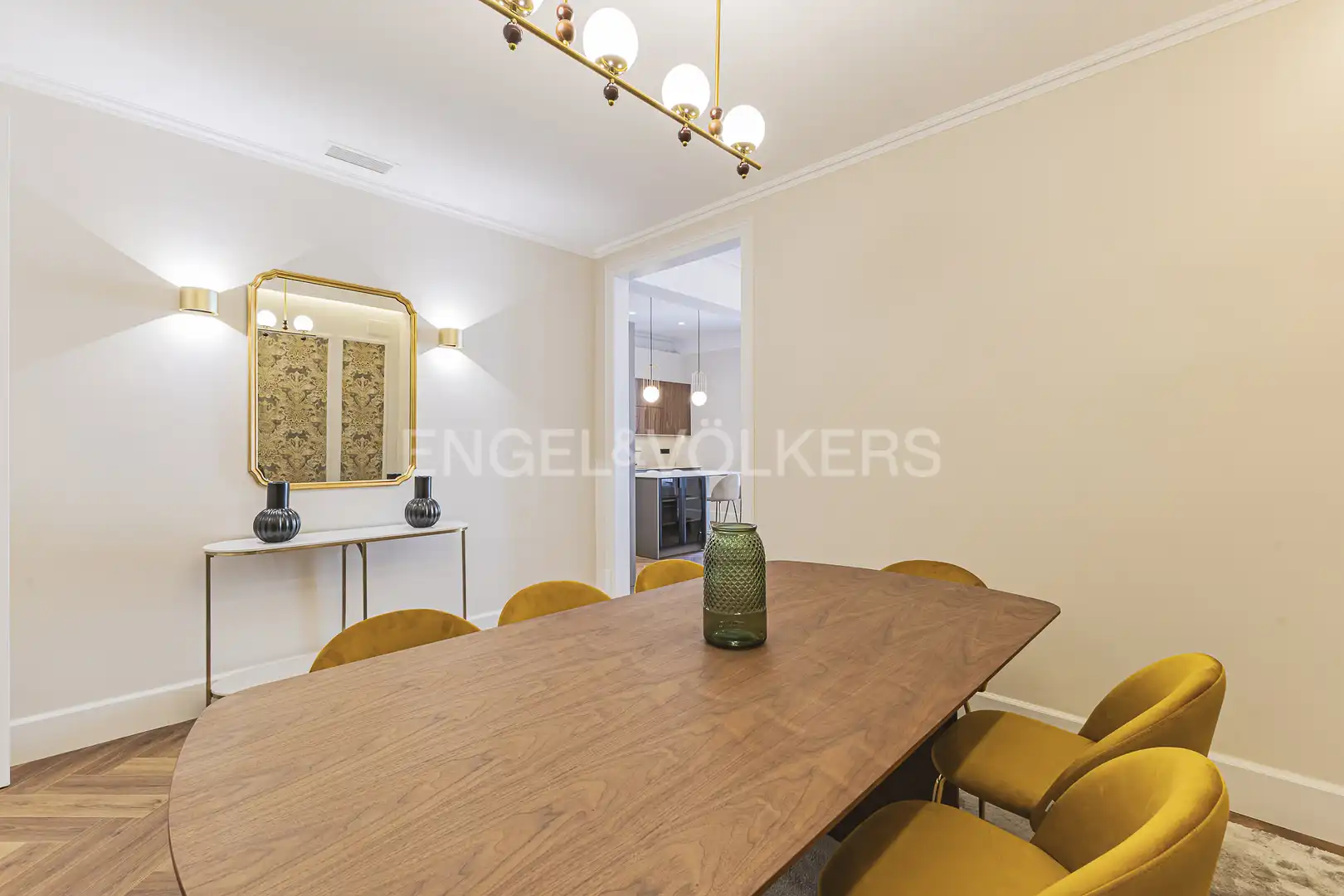 Comedor de Piso de alquiler en Barcelona con Aire acondicionado, Calefacción y Parquet