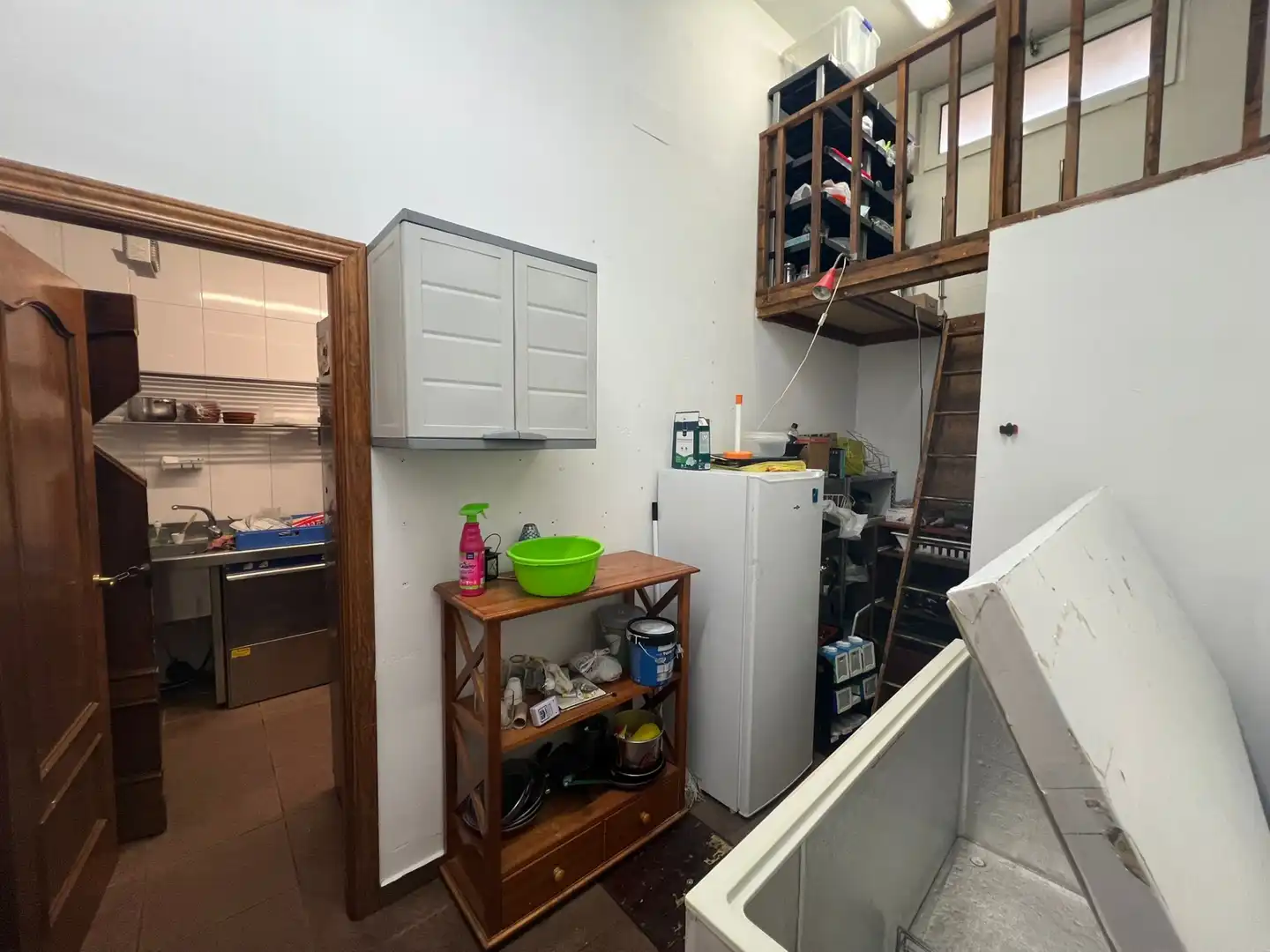 Cocina de Local en venta en Velilla de San Antonio con Aire acondicionado, Calefacción y Amueblado