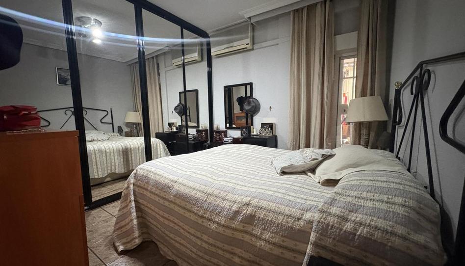 Foto 1 de Piso en venta en Miguel de la Roca, Entrevías, Madrid