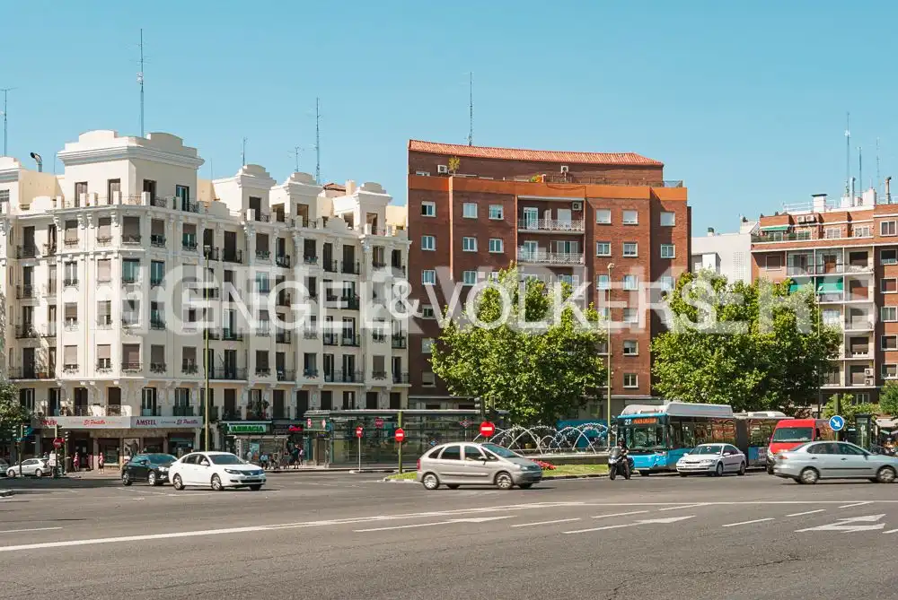 Exterior view of Flat for rent in Madrid  with Air Conditioner, Heating and Furnished