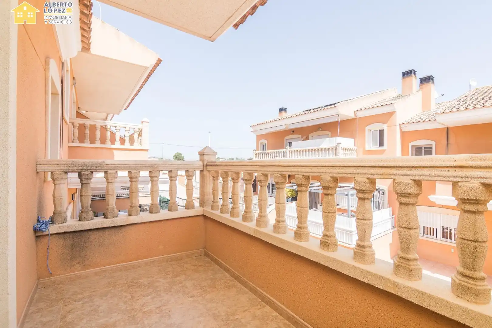 Terraza de Casa adosada en venta en Elche / Elx con Aire acondicionado, Calefacción y Balcón