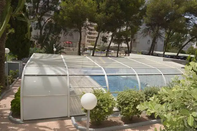 Schwimmbecken von Wohnungen zum Verkauf in Calpe / Calp mit Klimaanlage, Heizung und Terrasse