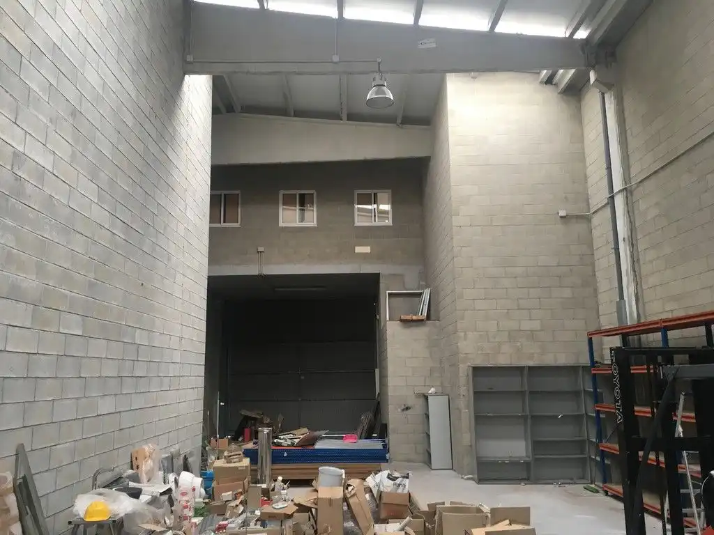 Industrial building for sale in O Milladoiro, imagen 2