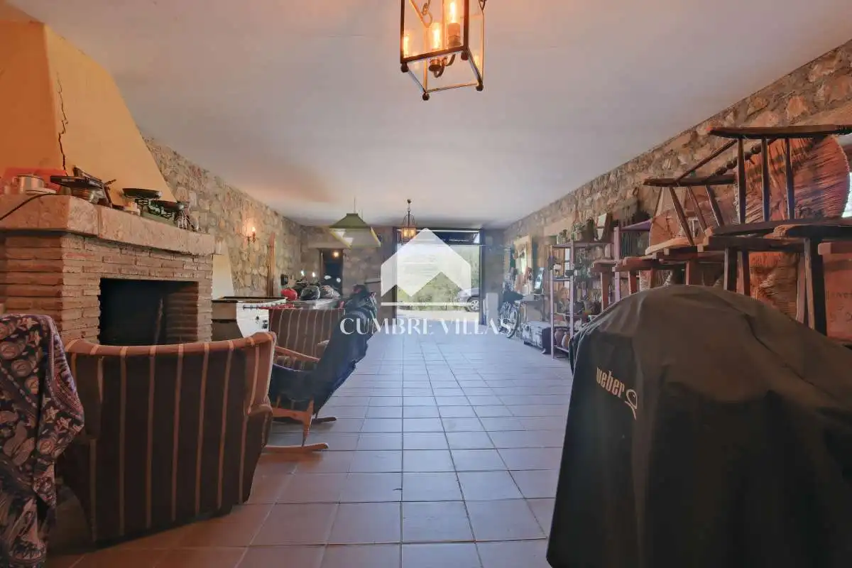 Casa rústica amb jardí en venda a Ítrabo, imagen 54