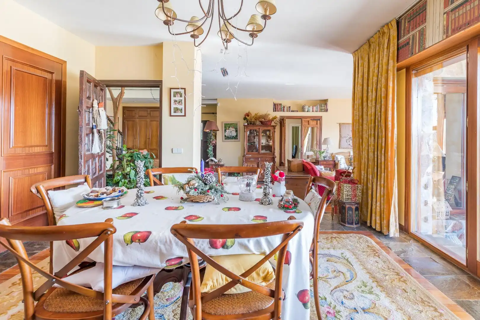 Dining room of Houses for sale in Torrelodones  with Heating, Private garden and Terrace