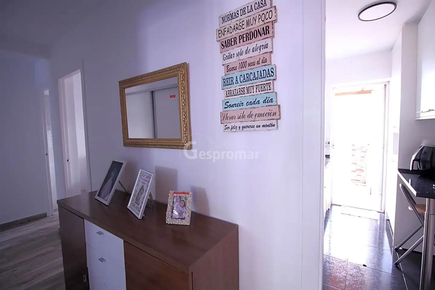 Flat for sale in De Barrionuevo, Lucero