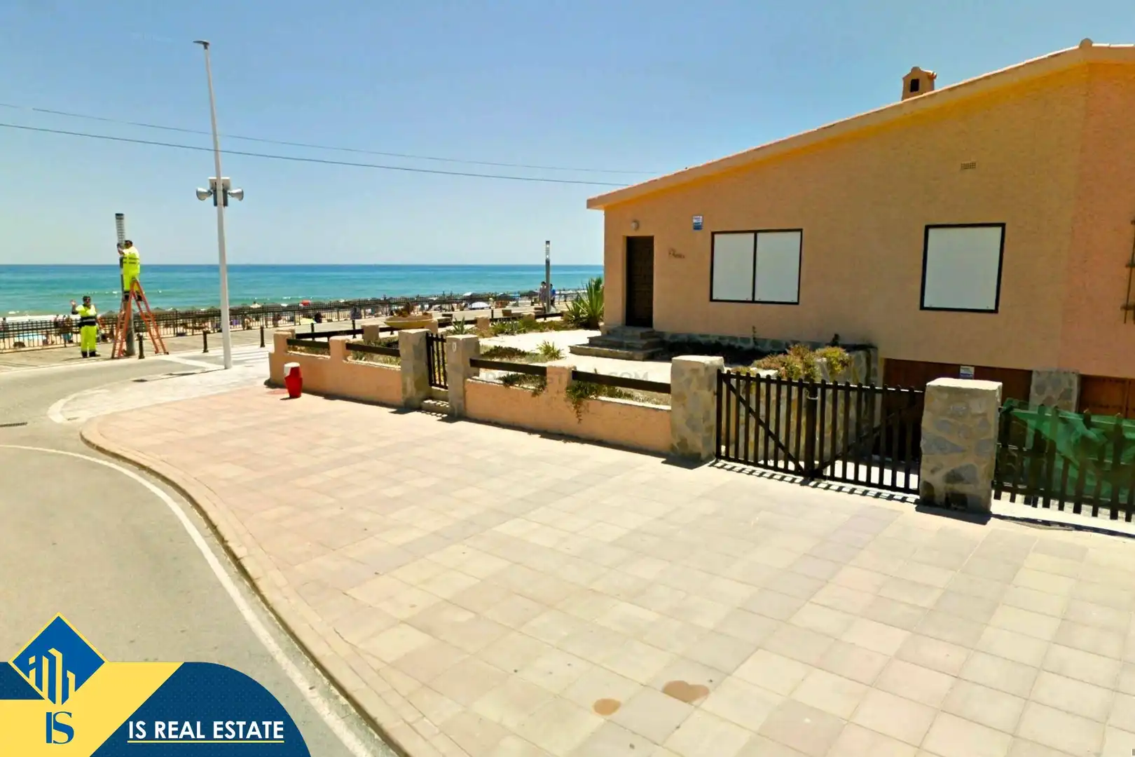 Xalet en venda a Playa de los Locos