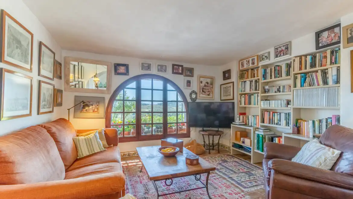 Sala de estar de Finca rústica en venta en Teulada con Calefacción, Jardín privado y Terraza