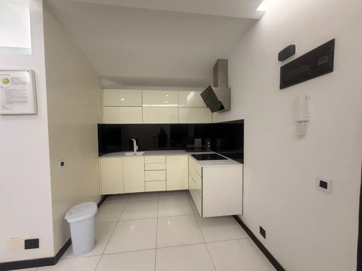 Cuina de Apartament en venda en Las Palmas de Gran Canaria amb Moblat