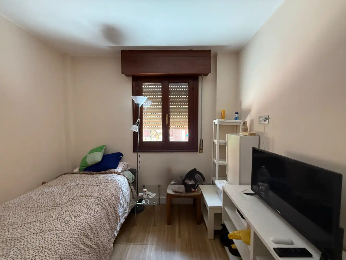 Bedroom of Flat for sale in Barakaldo   with Furnished