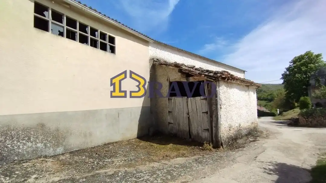 Exterior view of Industrial buildings for sale in Medina de Pomar