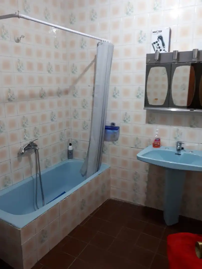 Bany de Casa o xalet en venda en Bayarque amb Terrassa, Moblat i Balcó