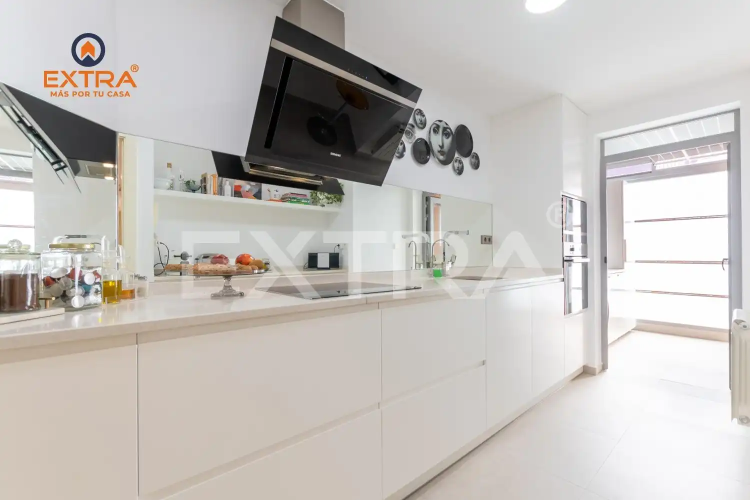 Kitchen of Flat for sale in  Madrid Capital  with Air Conditioner, Storage room and Community pool