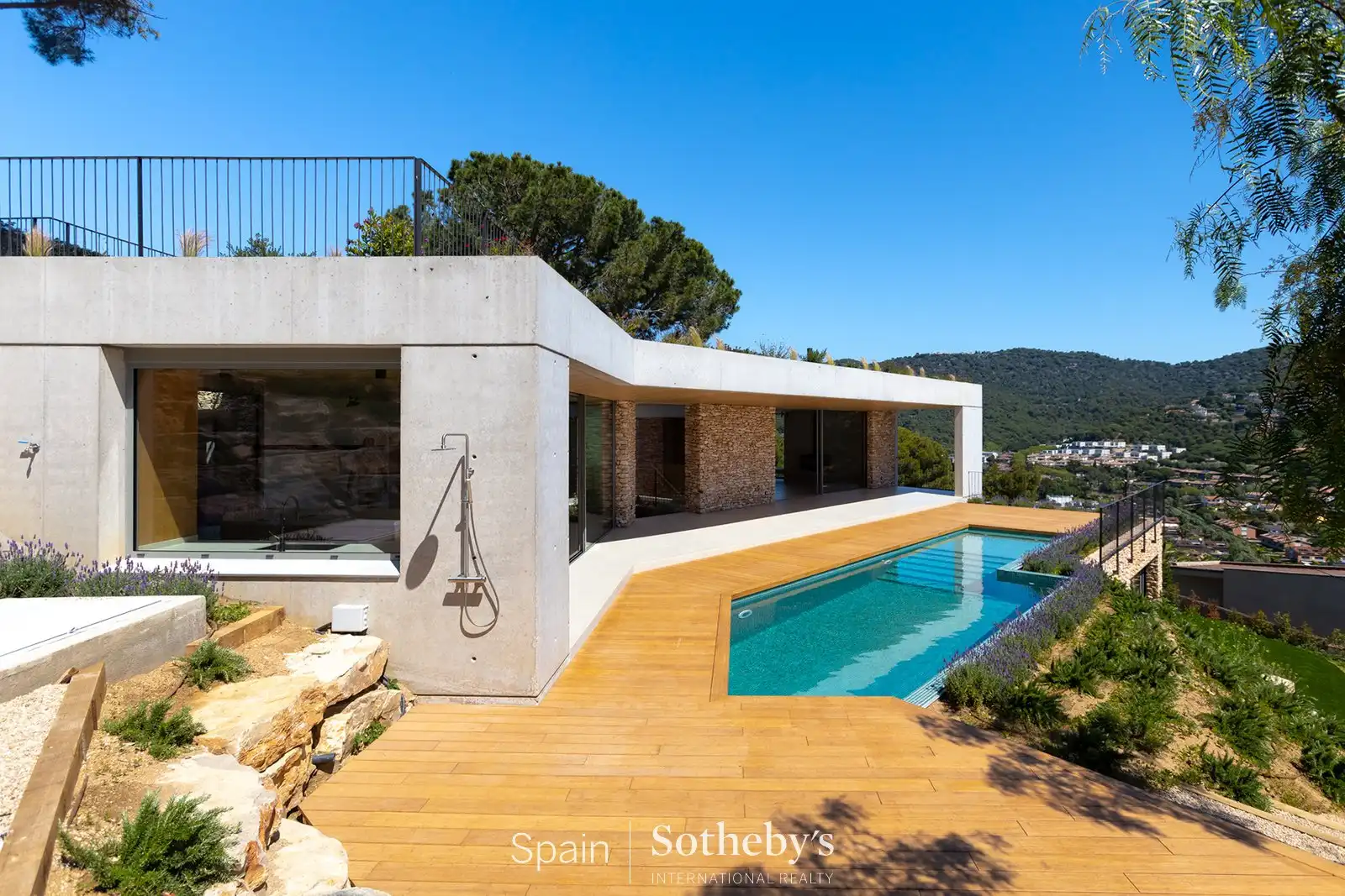Casa amb piscina en venda a Carrer Bellesguard, imagen 6