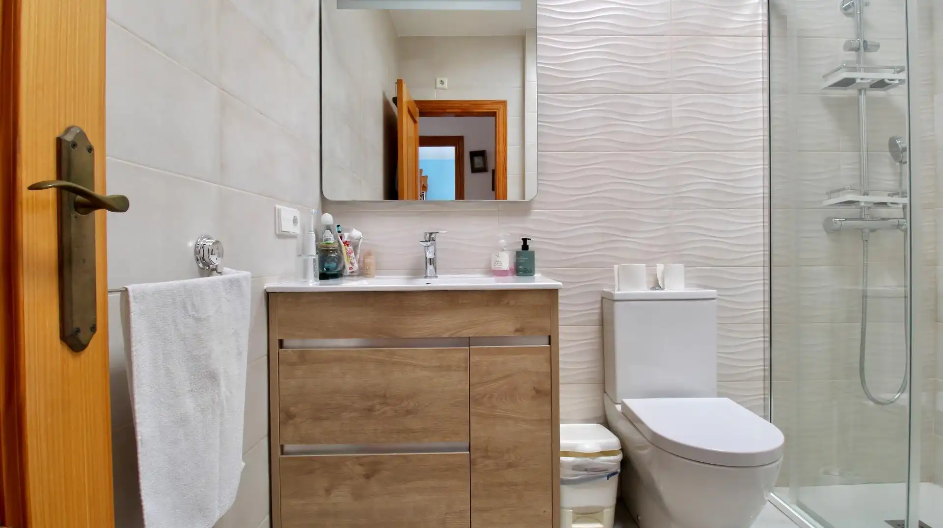 Baño de Casa adosada en venta en Roquetas de Mar con Aire acondicionado, Terraza y Trastero