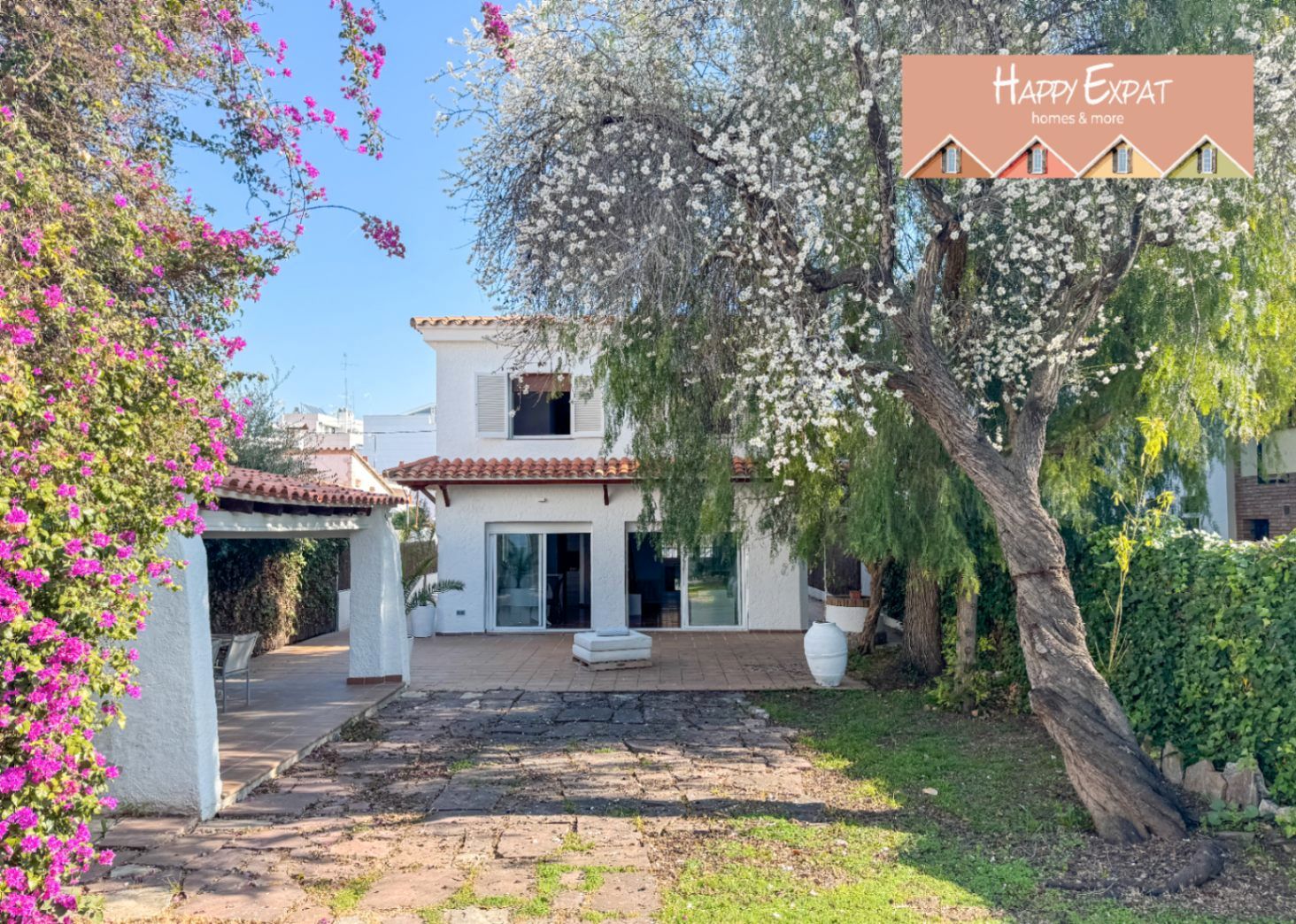Exterior view of House or chalet for sale in Sitges  with Air Conditioner, Heating and Private garden