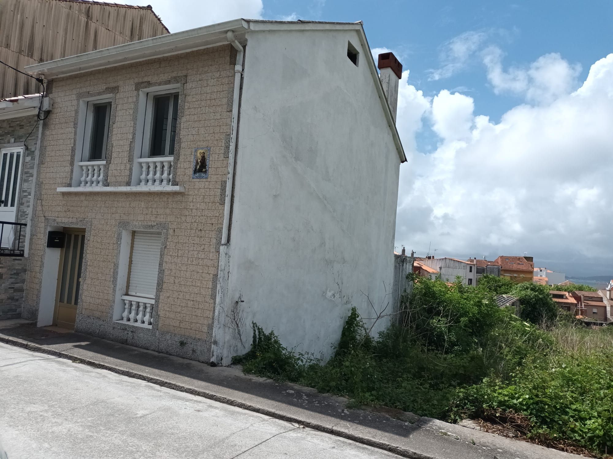 Vista exterior de Casa adosada en venda en Vilagarcía de Arousa
