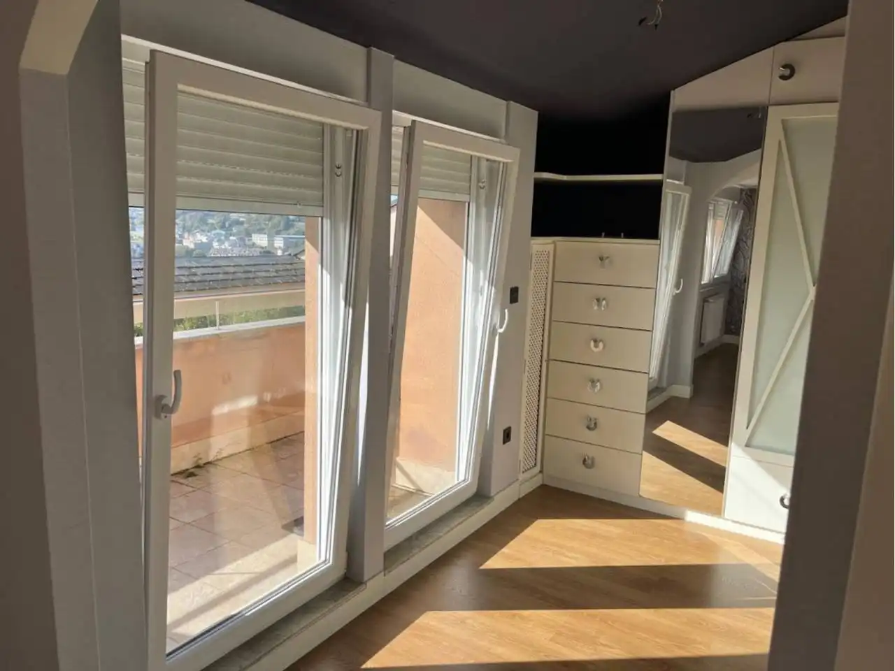 Habitación de Dúplex en venta en Lugo con Calefacción, Terraza y Trastero